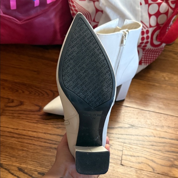 Elegant Mark Fisher Cream Ankle Boots - Size 6 - Picture 2 of 4